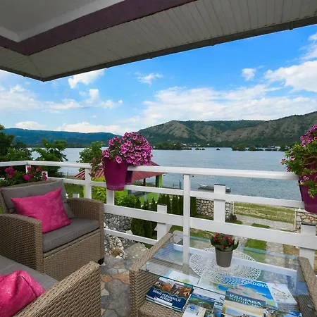 Case de vacanță Kozokic